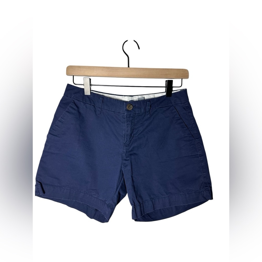 Old Navy Women’s Classic Chino Shorts Size 0 – Navy Blue - Picture 2 of 6